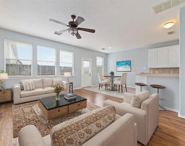 8734 Rainglen Lane - Photo Thumbnail 6