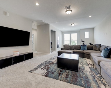 9923 Granary Mill Place - Photo Thumbnail 8