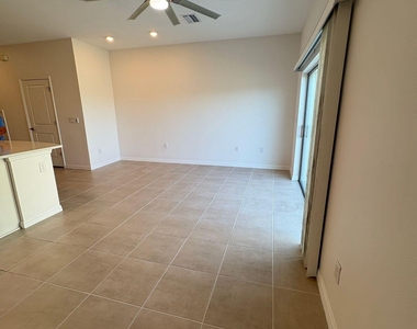 34199 Polacca Lane - Photo Thumbnail 5