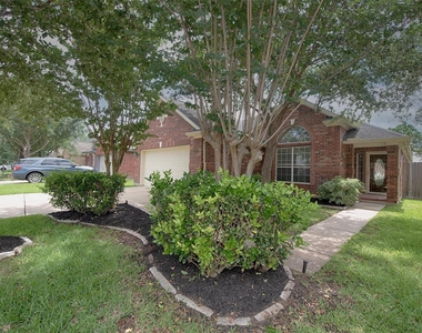 2725 Hidden Landing Drive - Photo Thumbnail 1