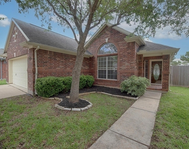 2725 Hidden Landing Drive - Photo Thumbnail 3