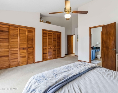 165 Riverside Drive - Photo Thumbnail 18