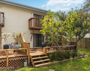 165 Riverside Drive - Photo Thumbnail 22