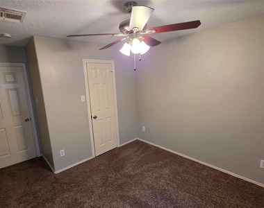 13142 Terrace Run Lane - Photo Thumbnail 12