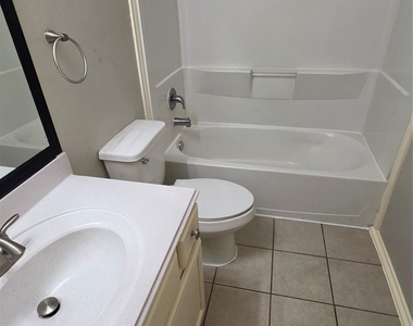 13142 Terrace Run Lane - Photo Thumbnail 17