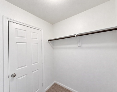 17115 Verde Park Lane - Photo Thumbnail 9