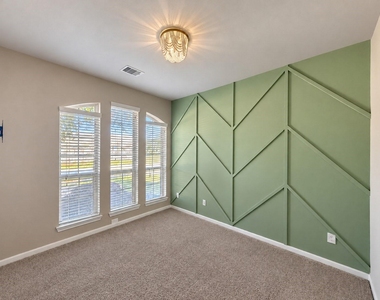 17115 Verde Park Lane - Photo Thumbnail 2