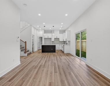 6801 Apollo Street - Photo Thumbnail 9