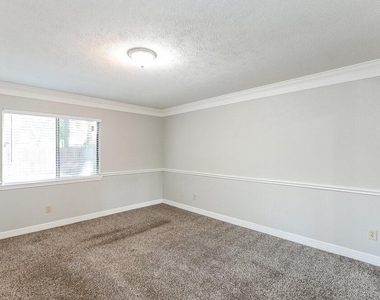 2719 Killdeer Lane - Photo Thumbnail 7