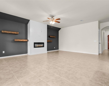 2327 Cherrington Woods Lane - Photo Thumbnail 3