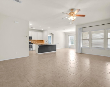 2327 Cherrington Woods Lane - Photo Thumbnail 4