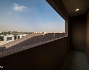 1060 Hoppas Street - Photo Thumbnail 27