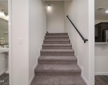 1060 Hoppas Street - Photo Thumbnail 21