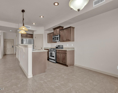11714 Dos Palmas Drive - Photo Thumbnail 12