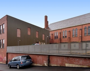 2301 Mission St - Photo Thumbnail 2