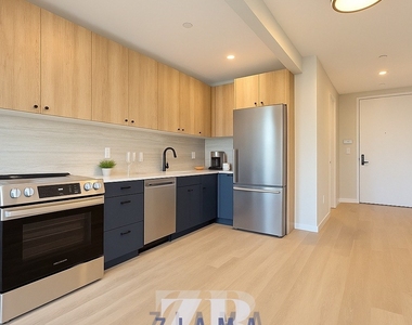 1584 Fulton St - Photo Thumbnail 3