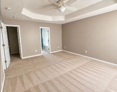 5445 Hilltop Pass - Photo Thumbnail 9