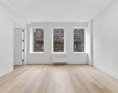 55 Broad Street - Photo Thumbnail 2
