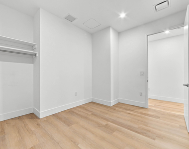 55 Broad Street - Photo Thumbnail 8