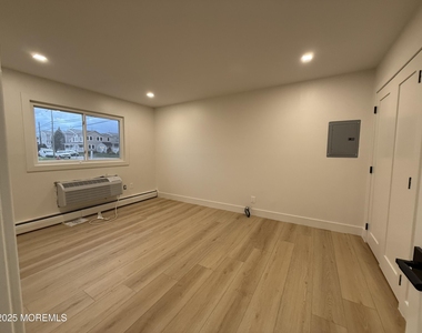 1 Ocean Avenue - Photo Thumbnail 3