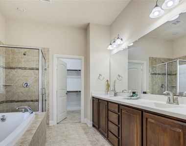 5928 Silverton Avenue - Photo Thumbnail 22