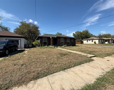 2703 Downing Avenue - Photo Thumbnail 3