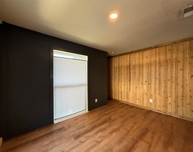 2703 Downing Avenue - Photo Thumbnail 22