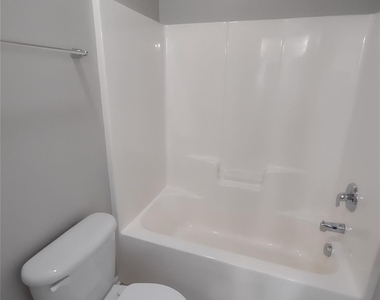 10114 Whiteburn Court - Photo Thumbnail 16