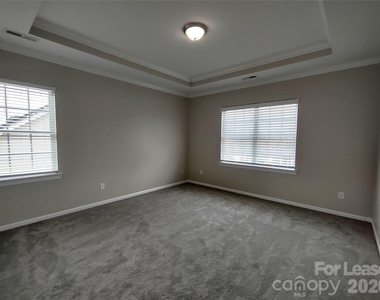 10114 Whiteburn Court - Photo Thumbnail 18