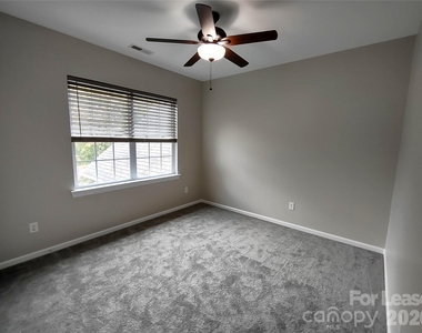 10114 Whiteburn Court - Photo Thumbnail 17