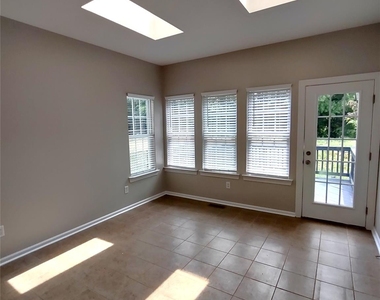 10114 Whiteburn Court - Photo Thumbnail 6