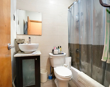 1246 Dekalb Avenue - Photo Thumbnail 3