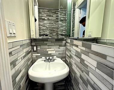 West 14th Street — 1 Bed - Photo Thumbnail 1