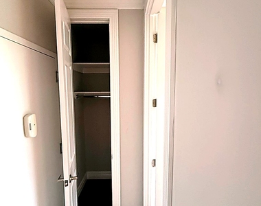 West 21st Street — 1 Bed - Photo Thumbnail 6