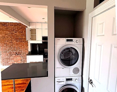 West 21st Street — 1 Bed - Photo Thumbnail 3