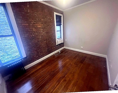 West 52nd Street — 3 Bed - Photo Thumbnail 7