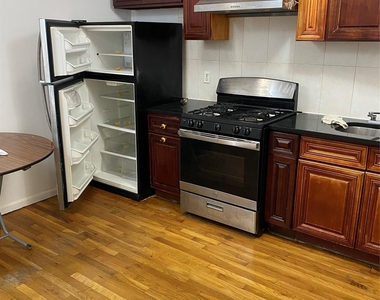 13635 35th Avenue - Photo Thumbnail 4