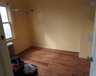 11642 142nd Street - Photo Thumbnail 15