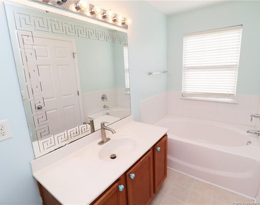 1330 Stone Manor Drive - Photo Thumbnail 20