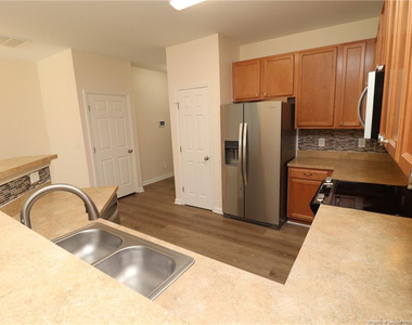 1330 Stone Manor Drive - Photo Thumbnail 6
