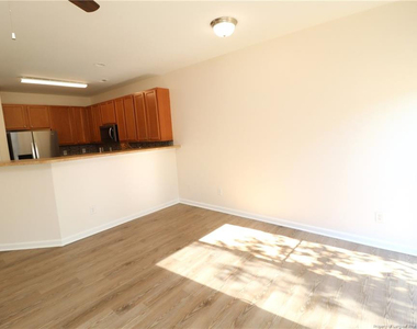 1330 Stone Manor Drive - Photo Thumbnail 12