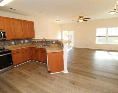 1330 Stone Manor Drive - Photo Thumbnail 4