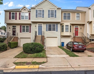 14720 Grobie Pond Lane - Photo Thumbnail 36