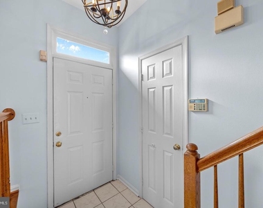 14720 Grobie Pond Lane - Photo Thumbnail 8