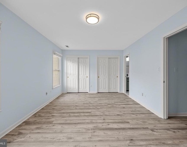 14720 Grobie Pond Lane - Photo Thumbnail 19