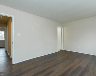 1198 Dublin Place - Photo Thumbnail 17