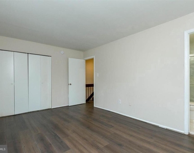 1198 Dublin Place - Photo Thumbnail 16