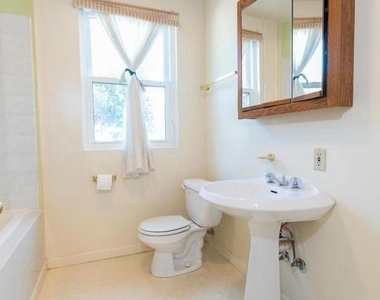14726 Jarnigan Street - Photo Thumbnail 11