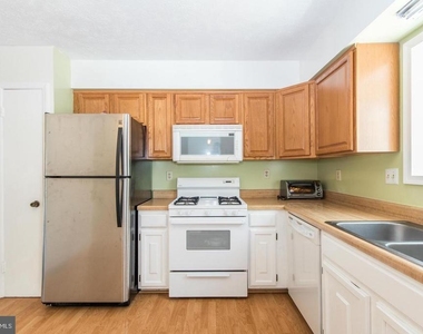 14726 Jarnigan Street - Photo Thumbnail 6