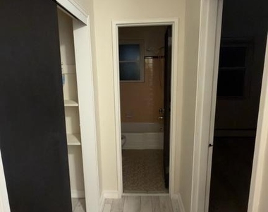 9509 Clark Street - Photo Thumbnail 3